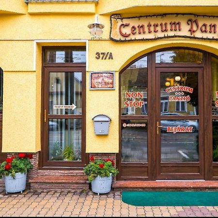 Centrum Panzio デブレツェン エクステリア 写真